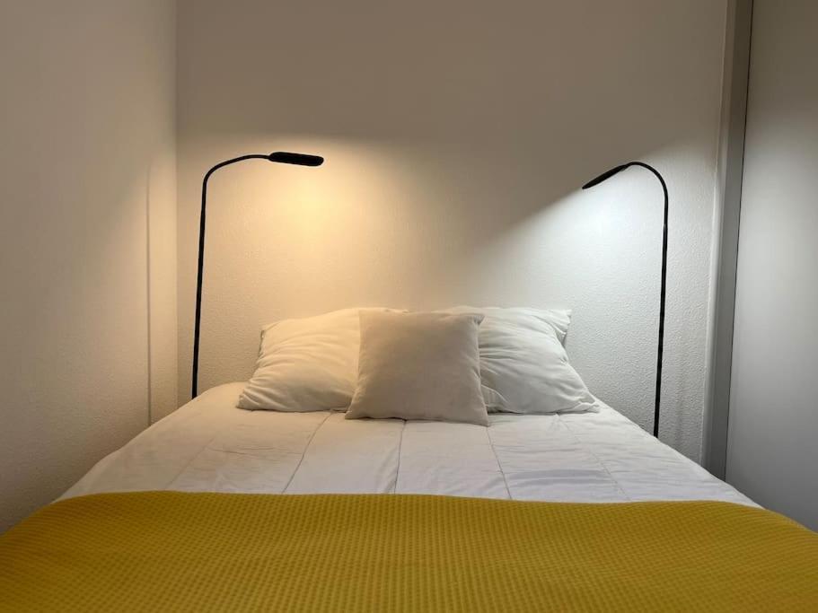 Apartment T3 Centre Avec Parking, Balcon Et Wifi. 5p. *